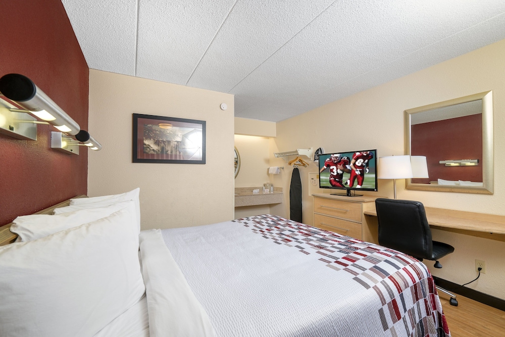 Red Roof Inn Mystic New London - photo 8