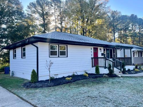 Mirabelle 3bd 1ba 5 min from Downtown Duke RTP — 4-Star Luxury Hotel in Durham, United States