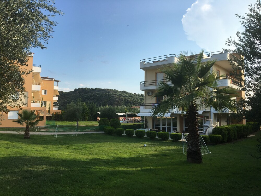 Anilio Plaza — Zacharo — photo 2