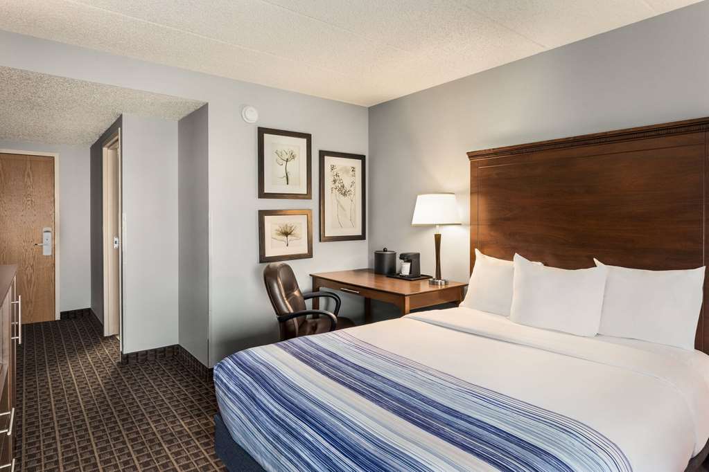 AmericInn by Wyndham Madison West - photo 24