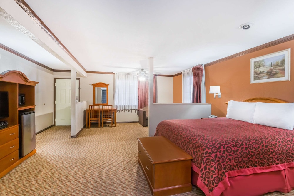 Days Inn by Wyndham Bishop - photo 13
