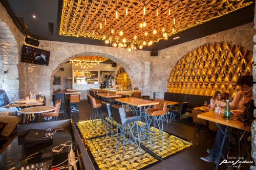 Deluxe Apartments ''In the Center'' — 4-Star Luxury Hotel in Rijeka, Croatia