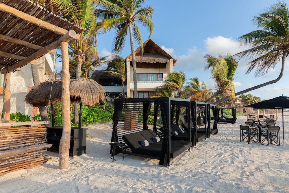 Beach bar