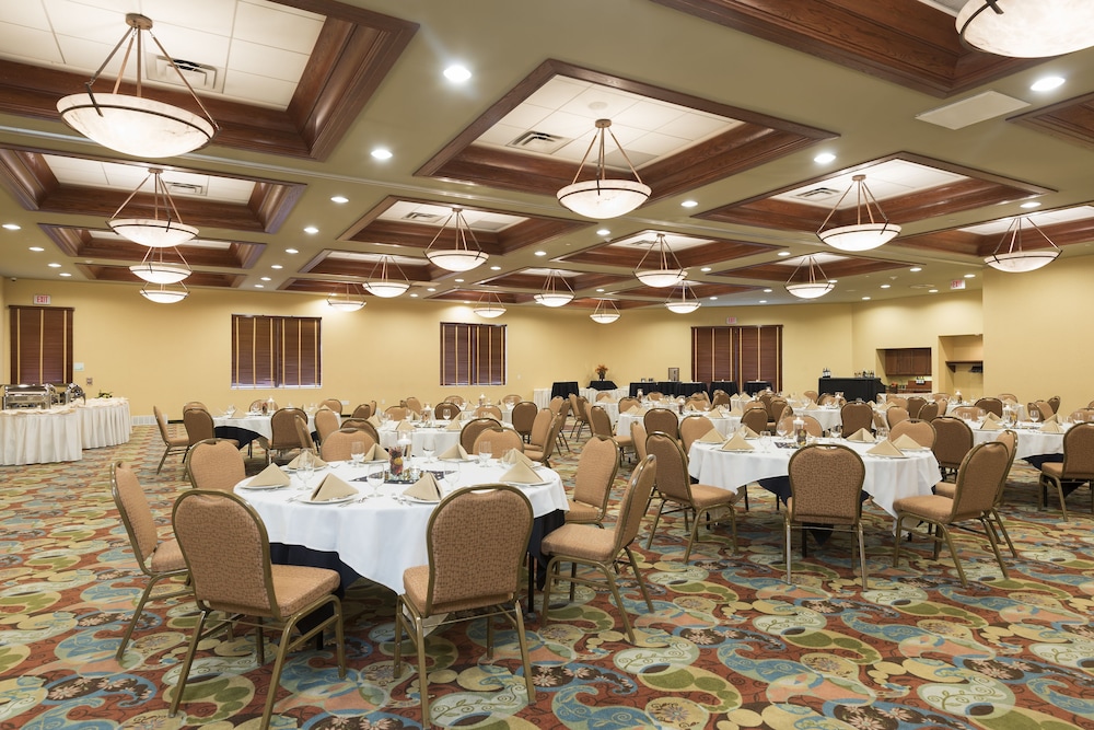 Holiday Inn Midland by IHG - photo 30