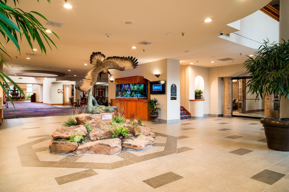 MCM Eleganté Hotel & Conference Center Beaumont - photo 30