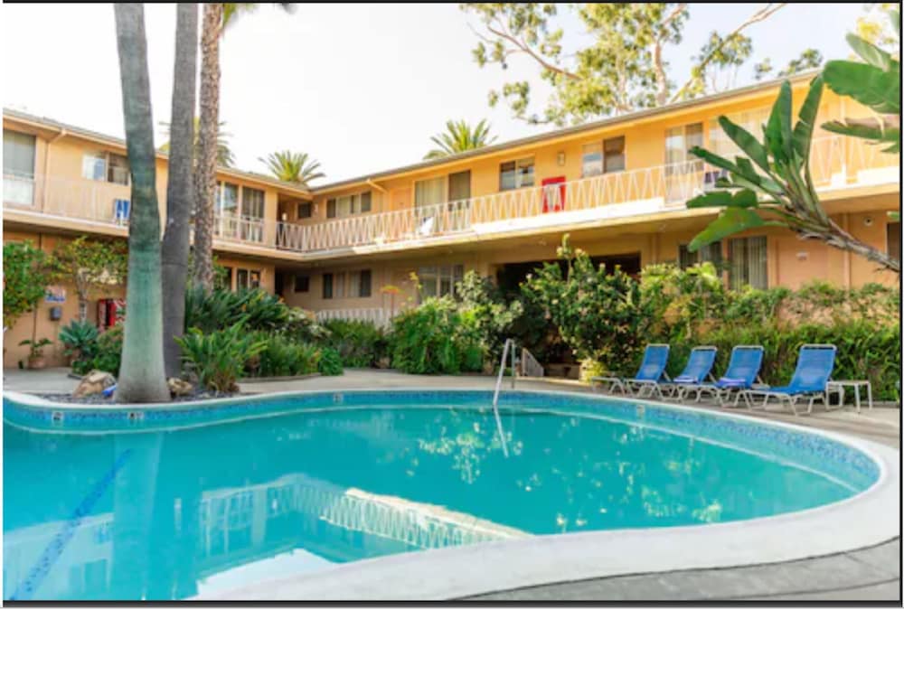 Cal Mar Hotel Suites - photo 10