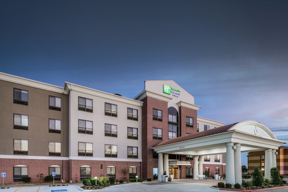 Holiday Inn Express Hotel and Suites Pryor an IHG Hotel - featured photo