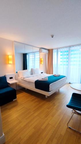 Orbi Sea View Studio Apartment