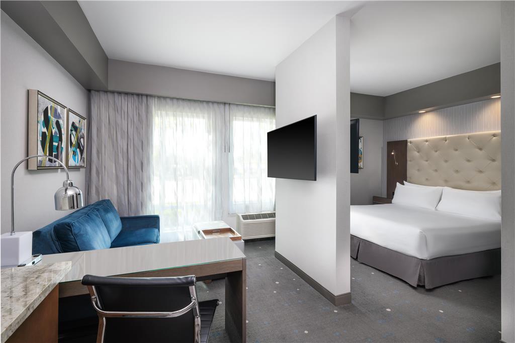 Best Western Premier Hotel at Fisher's Landing - photo 20