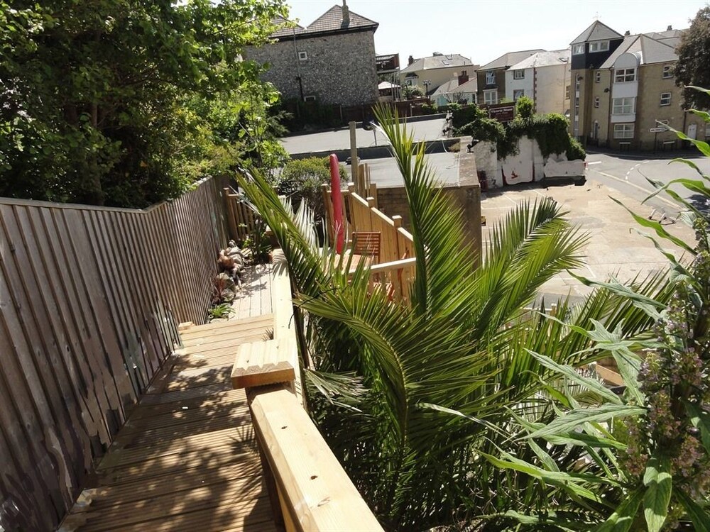 Brunswick House — 4-Star Luxury Hotel in Ventnor, United Kingdom