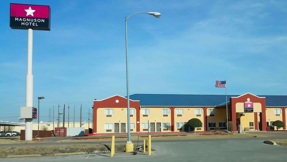 Magnuson Hotel Sand Springs Tulsa West - photo 27