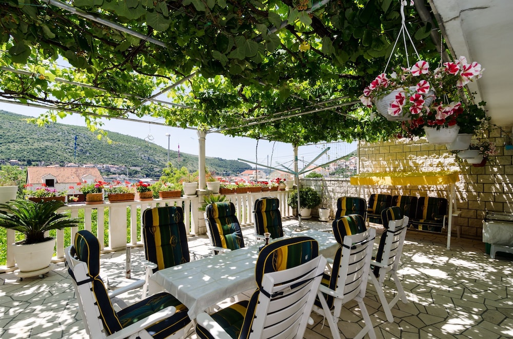Guest House Rozić