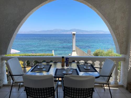 Maisonette by the sea — hotel in Melissi