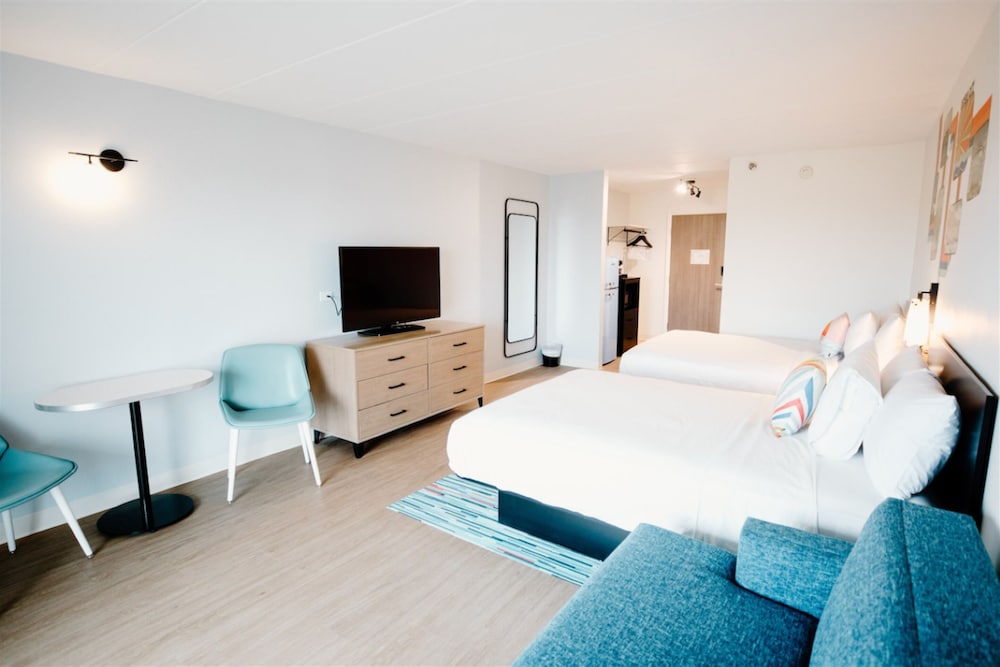 SeaLoft Oceanfront Hotel - photo 6