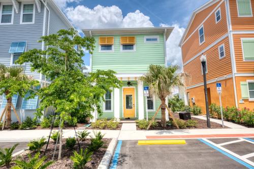 Key Lime Cabana Cottage Near Disney With Margaritaville Resort & Island H2O Access 3062Kl — 4-Star Luxury Hotel in Orlando, United States