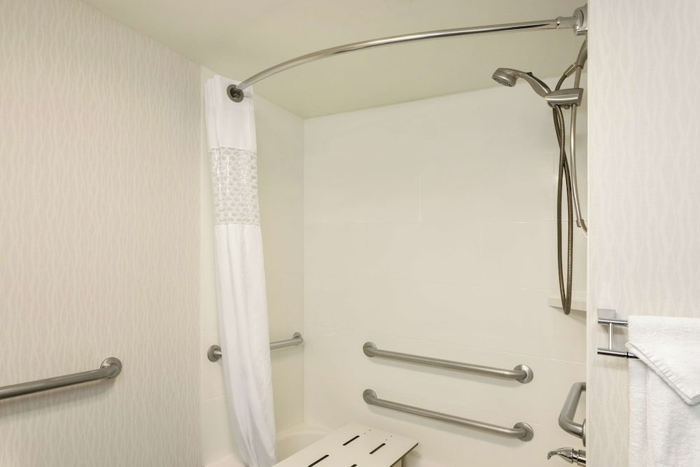 Hampton Inn Birmingham Trussville - photo 29