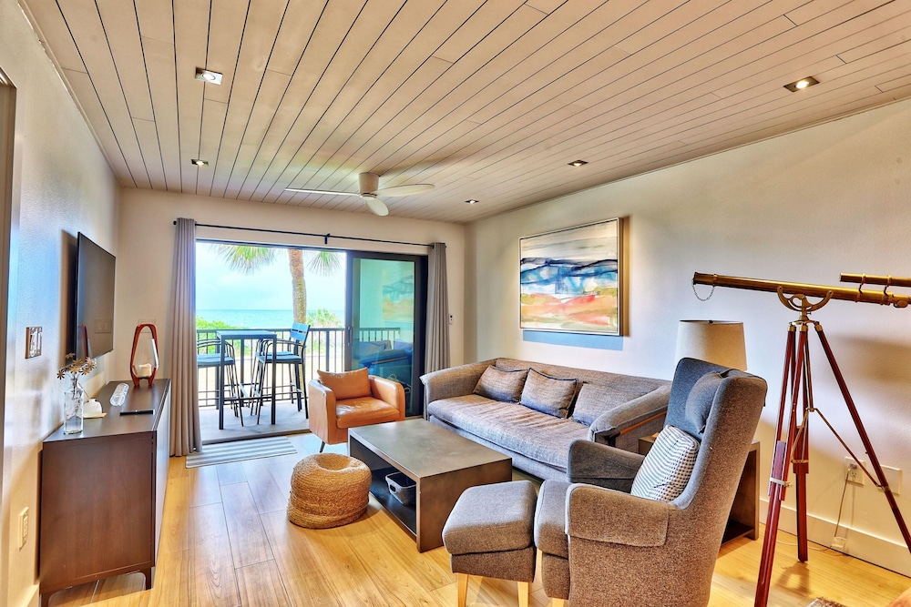 Land's End 11 203 Beach Front Premier - photo 13