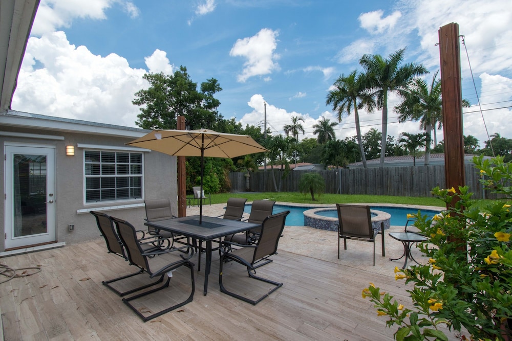Private Pool 3BR all new Modern Furniture - photo 32