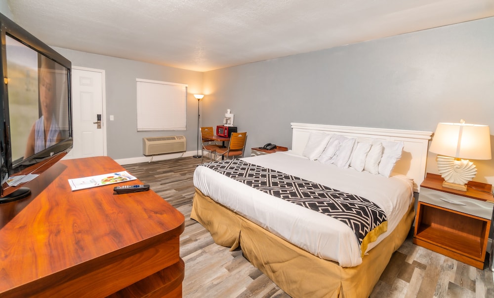 Sunshine Inn - photo 7