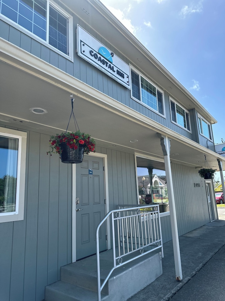 The Coastal Inn and Suites - photo 159
