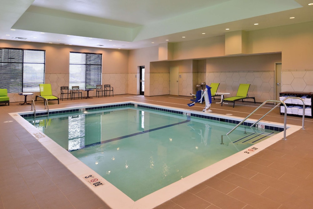 Hampton Inn & Suites St. Paul Oakdale Woodbury - photo 32