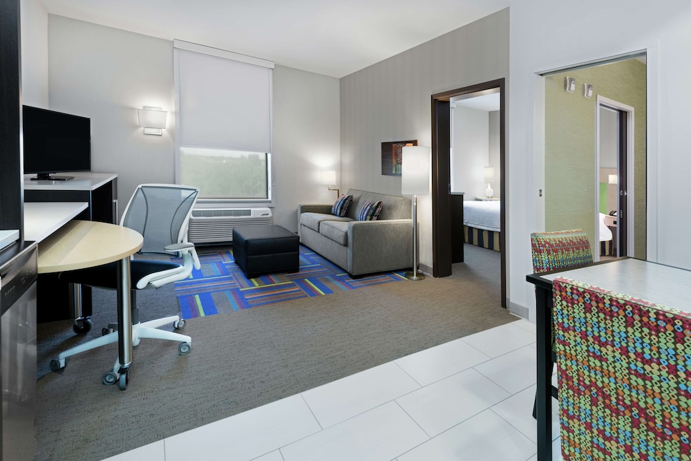 Home2 Suites by Hilton Austin Airport - photo 7