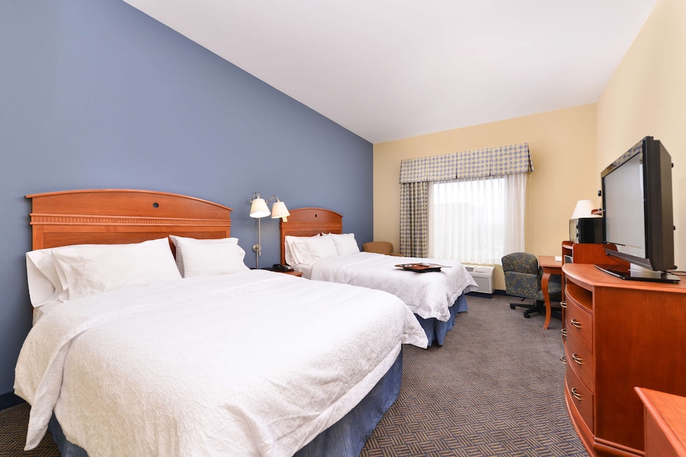 Hampton Inn Evanston - photo 14