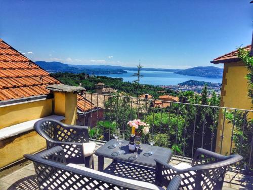 Villa Le Giare — 4-Star Luxury Hotel in Vignone, Italy