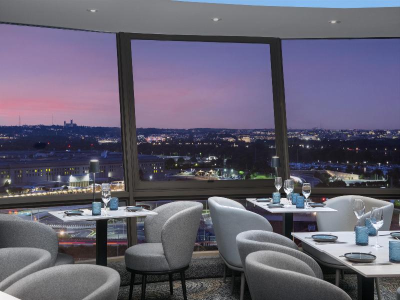 DoubleTree by Hilton Washington DC Crystal City - photo 46