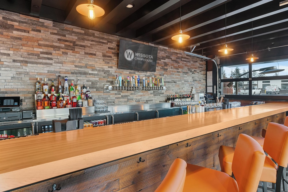 Cobblestone Hotel & Suites Lynden - photo 112