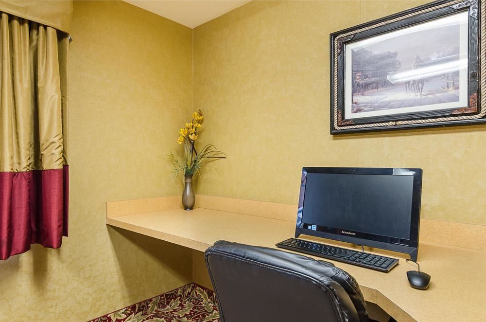 Motel 6 Park City KS - photo 52