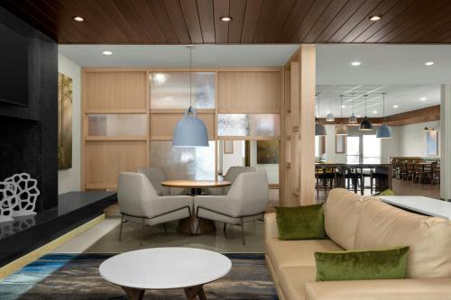 Fairfield by Marriott Inn & Suites Kokomo - photo 20
