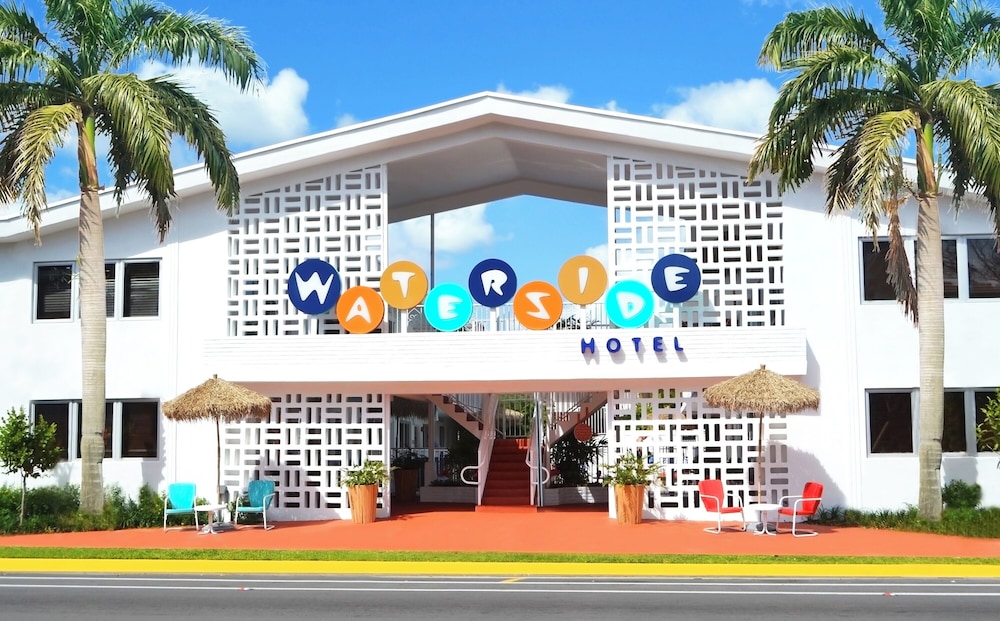 Waterside Hotel and Suites - photo 33