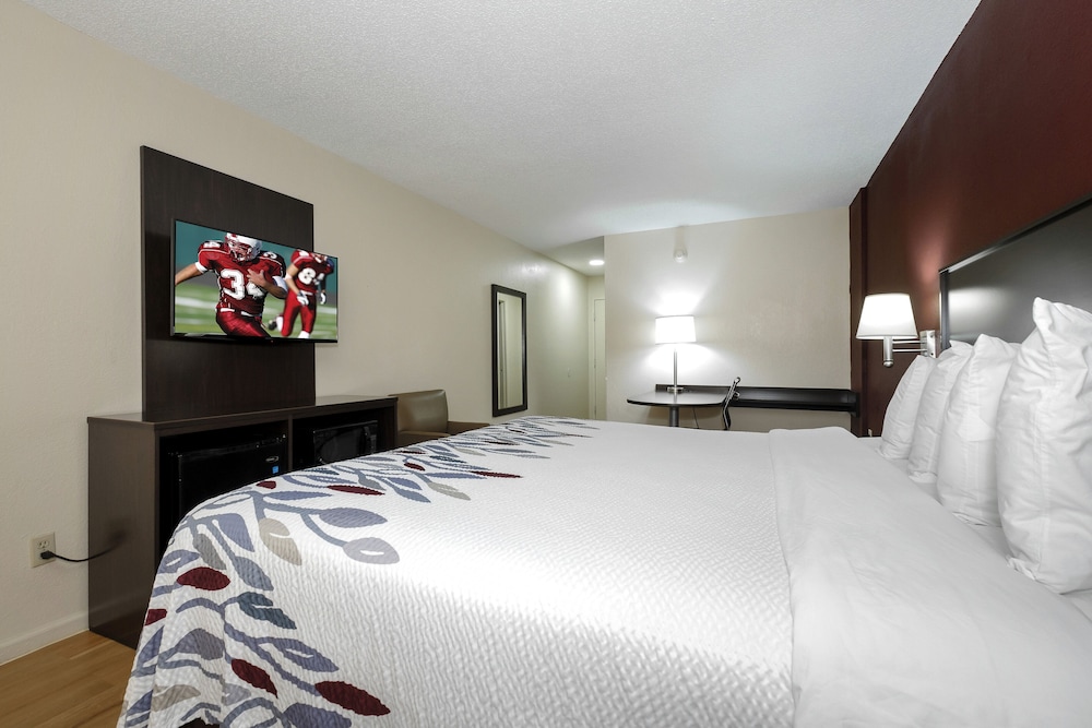 Red Roof Inn Hillsville - photo 5