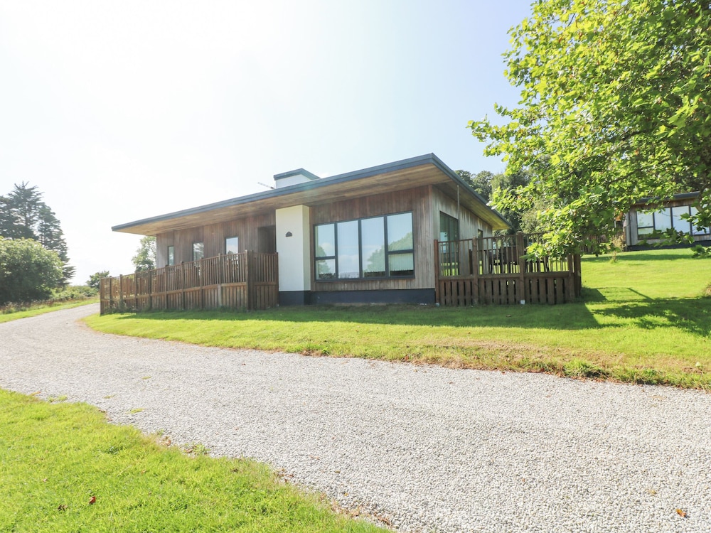Willow - carbon neutral hotel in Truro