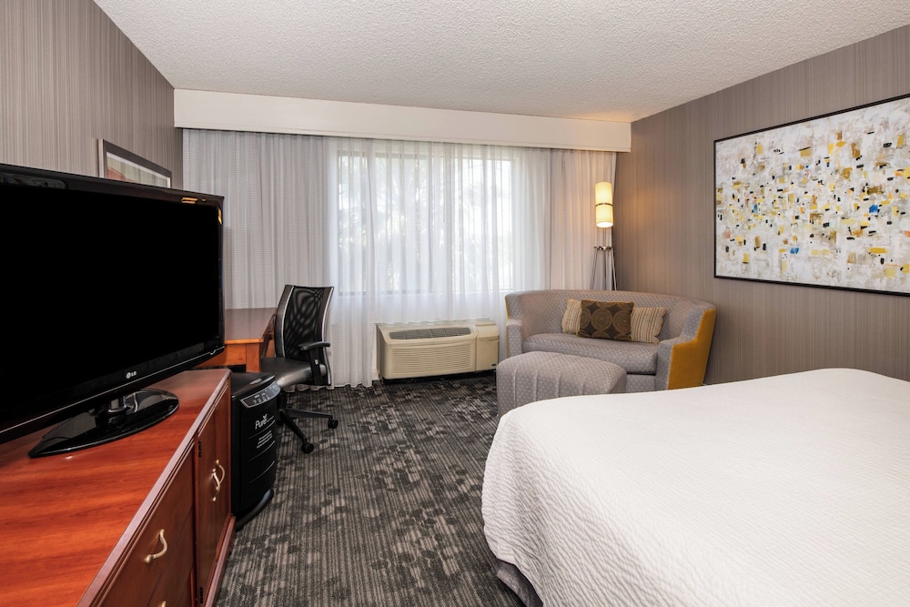 Courtyard by Marriott Newark Silicon Valley - photo 23
