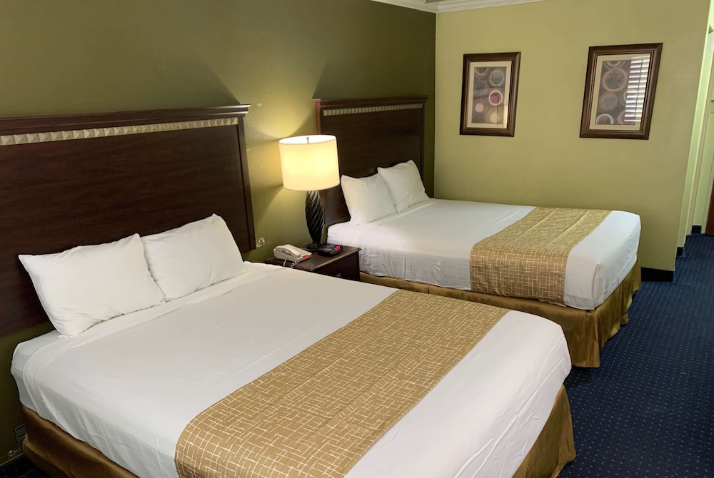 Travelodge by Wyndham Odessa in Odessa, United States