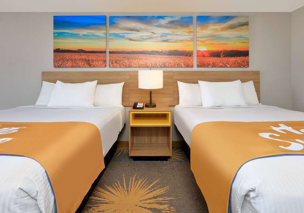 Days Inn by Wyndham Tunica Resorts - photo 26