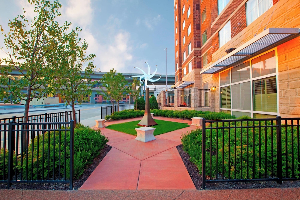 Residence Inn by Marriott Pittsburgh North Shore - photo 65