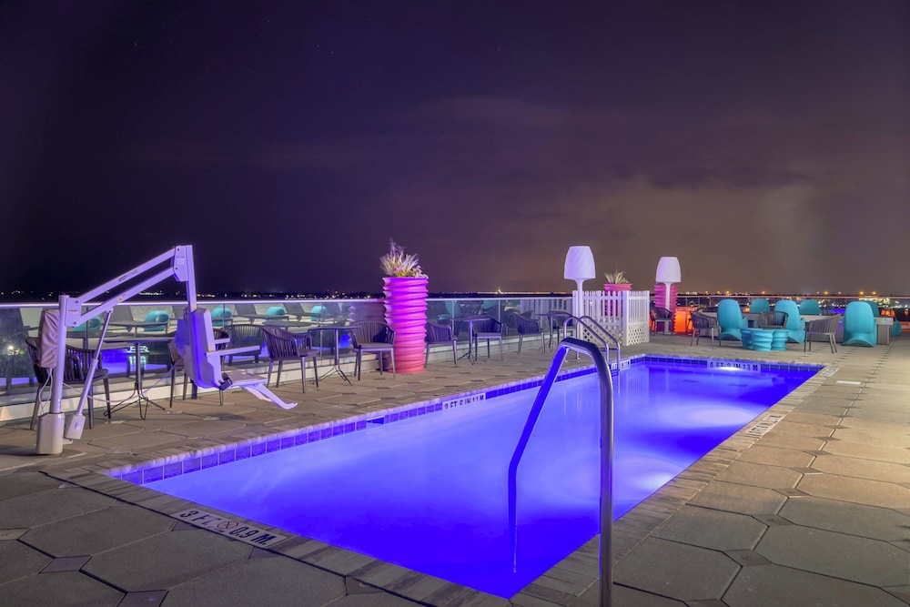 SpringHill Suites by Marriott Bradenton Downtown Riverfront - photo 19