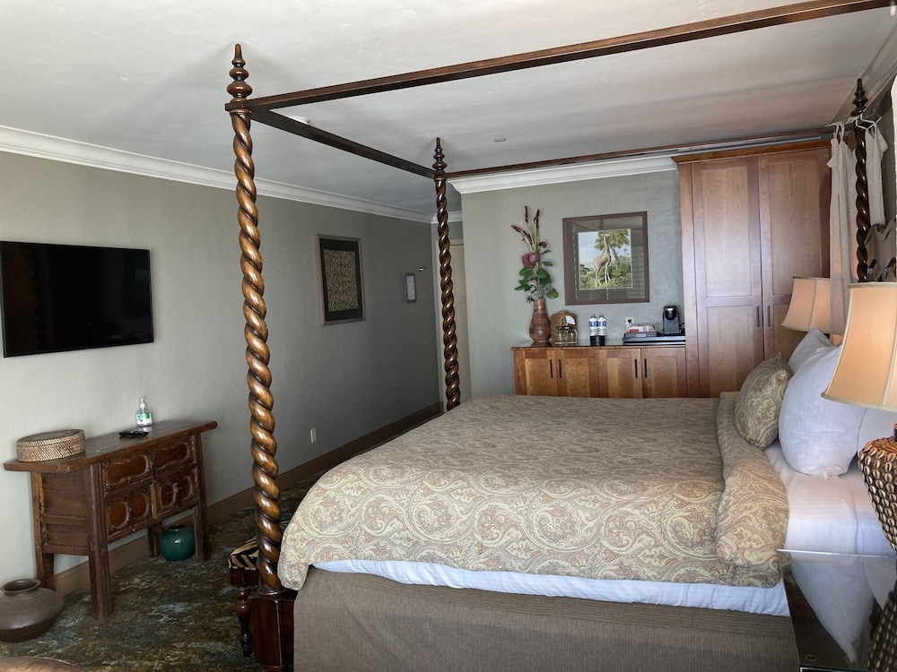Blue Dolphin Inn - photo 22