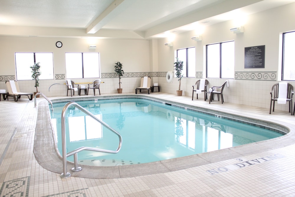 Hampton Inn & Suites Addison - photo 15