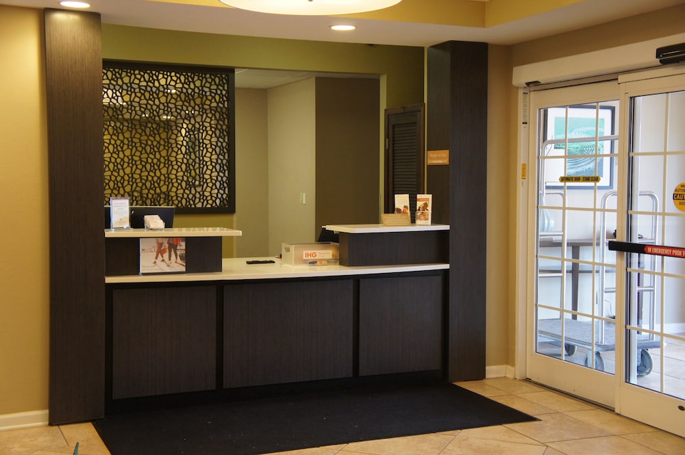 Candlewood Suites Clarksville by IHG - photo 29