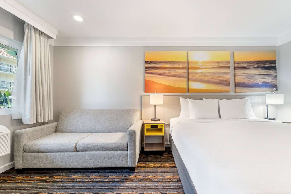 Days Inn by Wyndham San Diego Hotel Circle - photo 29