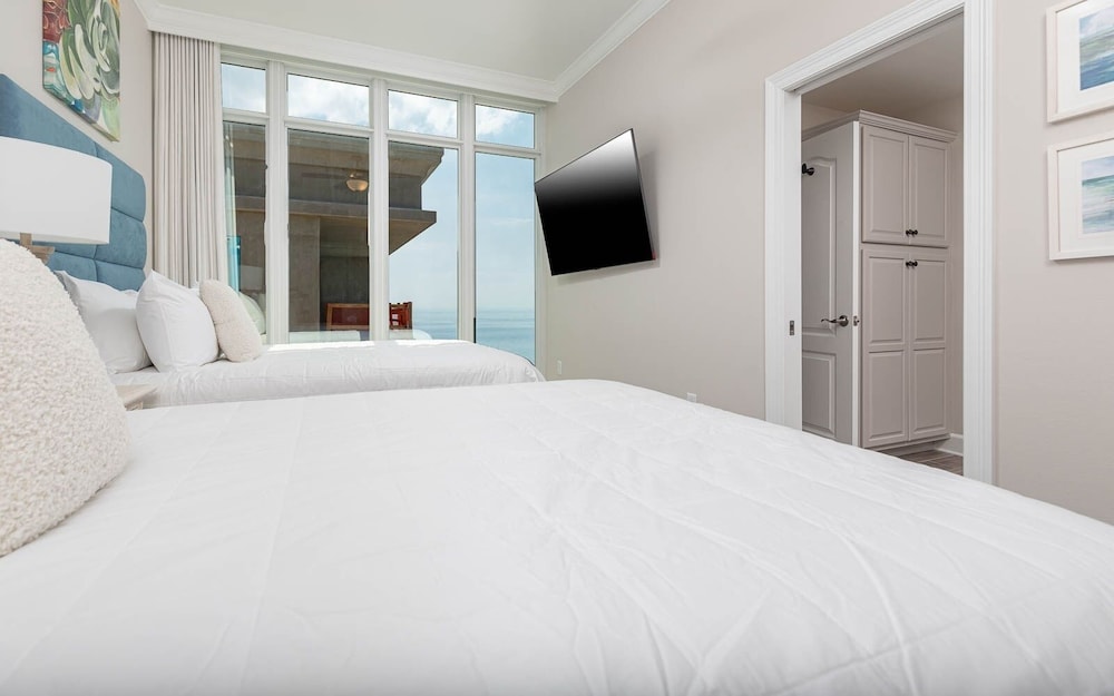 Phoenix Gulf Towers 2704 4 Bedroom Condo - photo 10
