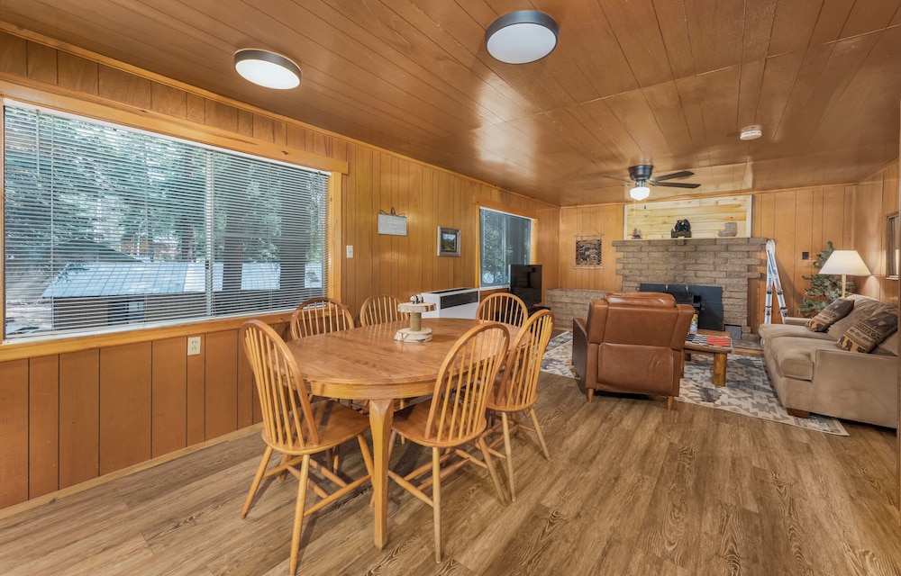 Bear Paw Lodge & Vacation Homes - photo 44