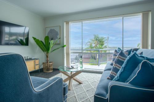 Top Of The Quays — 4-Star Luxury Hotel in Merimbula, Australia