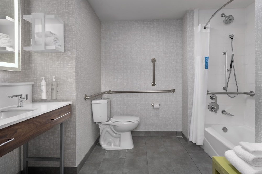 Hampton Inn Birmingham I 65 Lakeshore Drive - photo 14