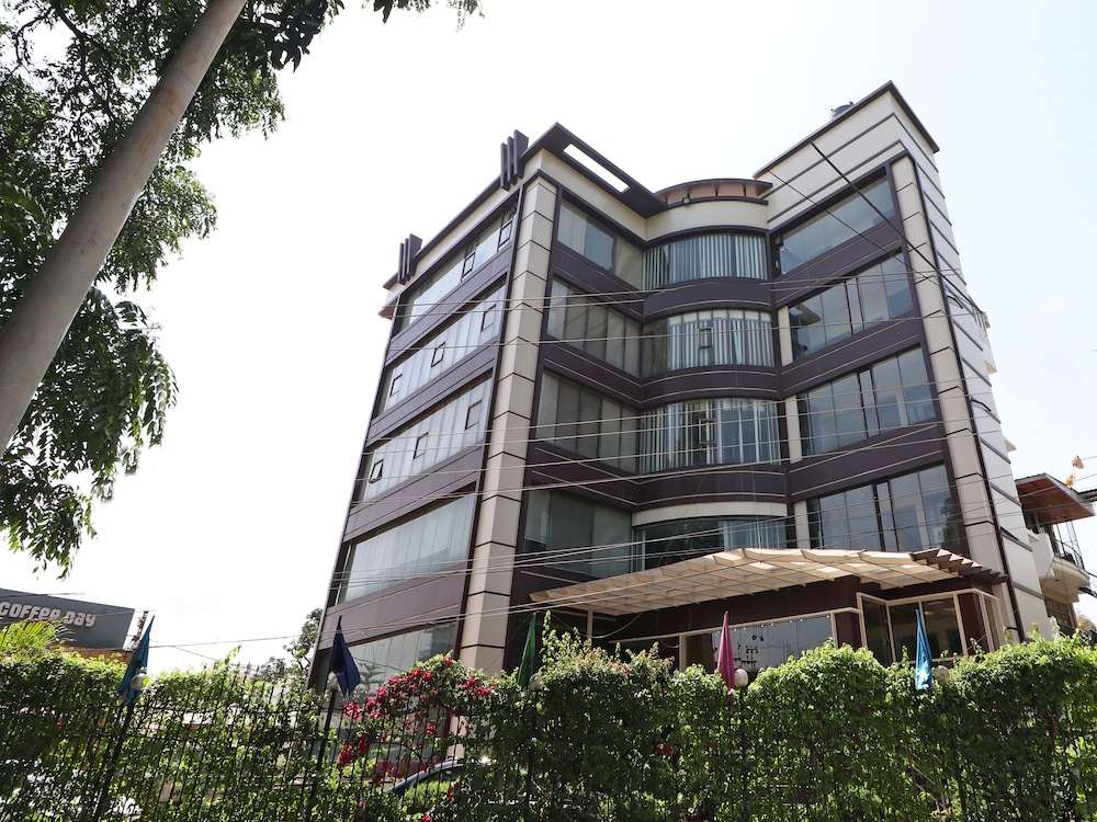 Hotel City Star in Dehra Dun, India