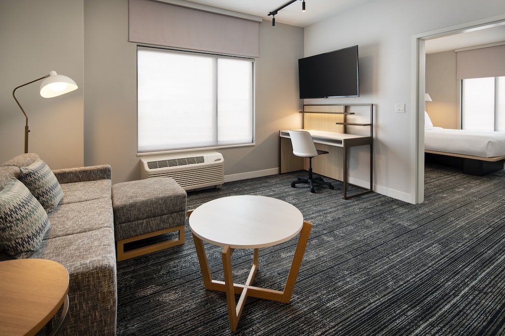 Towneplace Suites By Marriott Cincinnati Oakley - photo 15